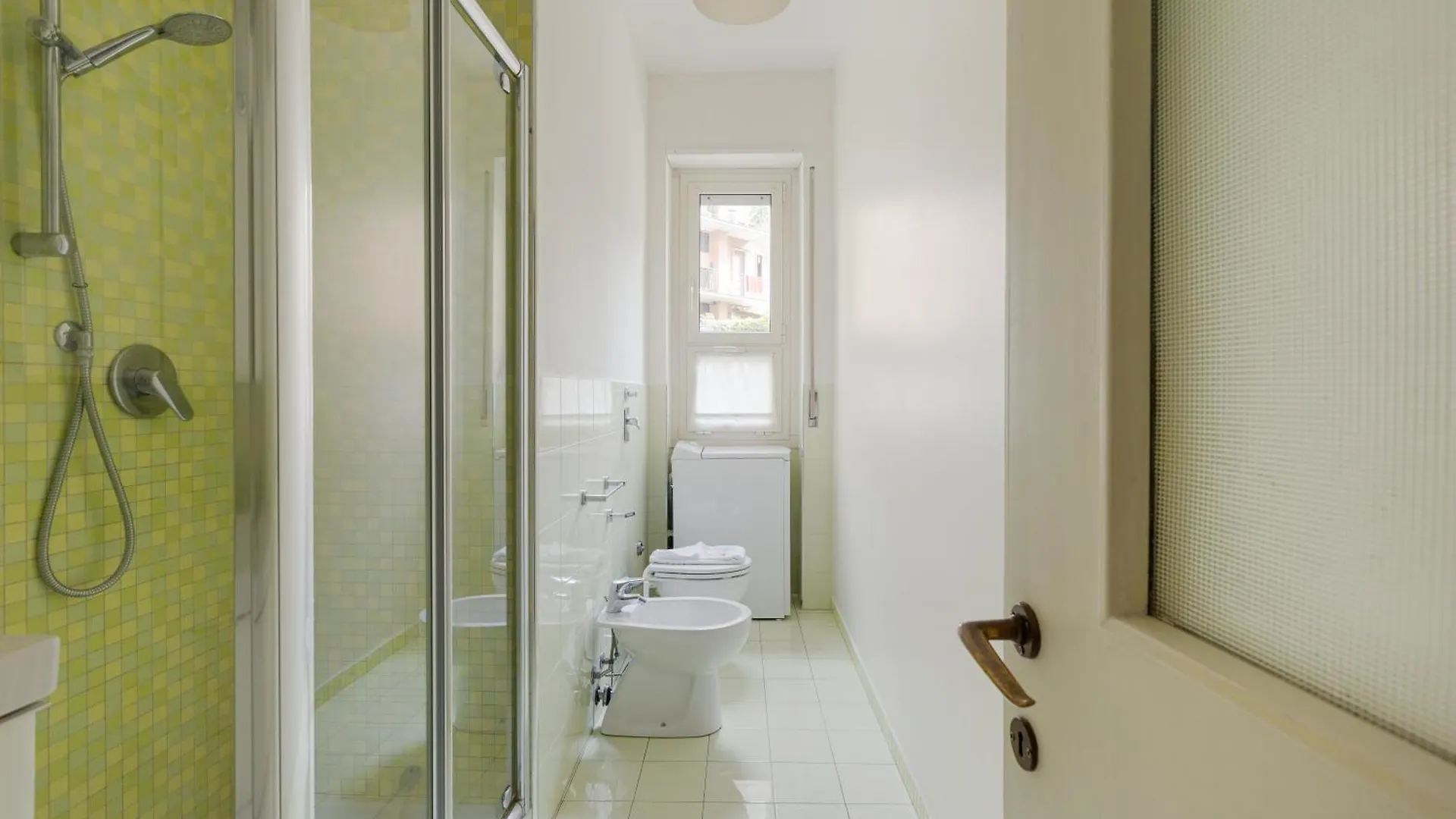 Apartment Gerusalemme M5 Yellow Studio With Closed Balcony! Milan